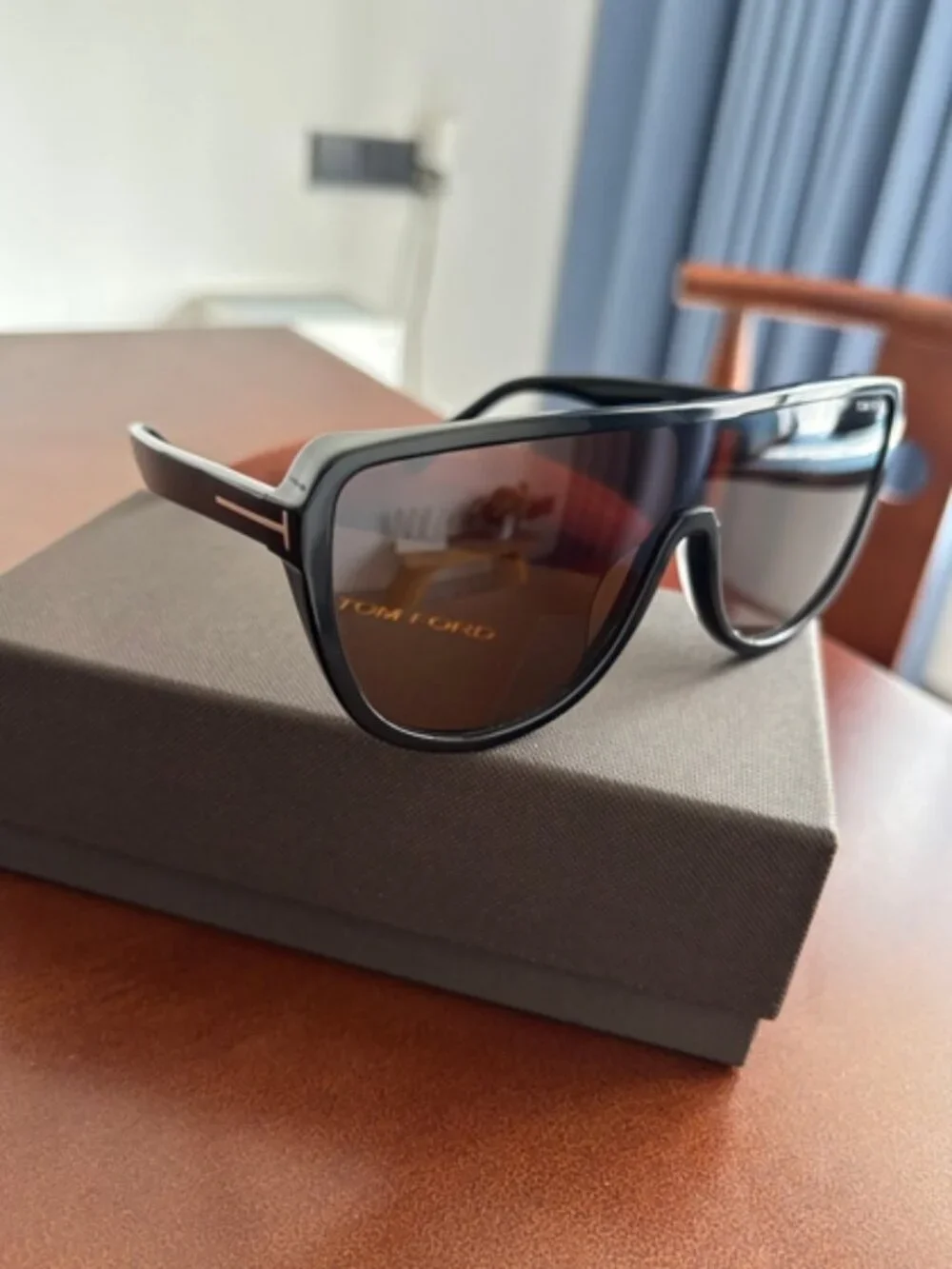 ✨TOM FORD✨ black sunglasses